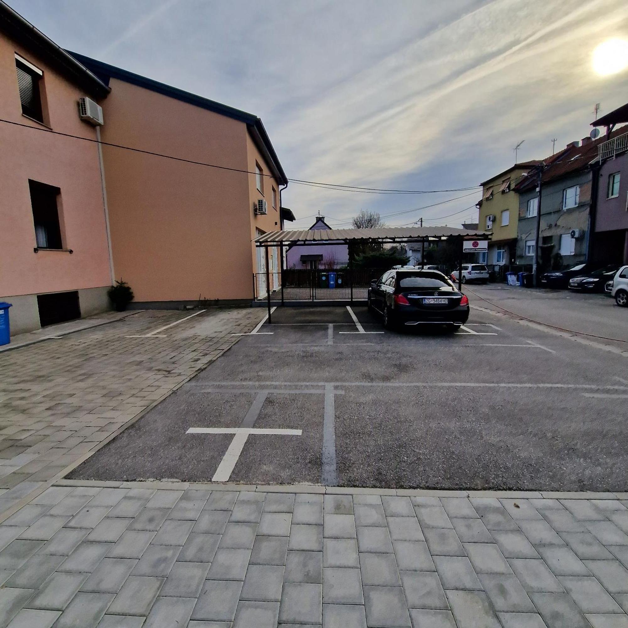 Apartment Mavero-Free Private Parking Zagreb Ngoại thất bức ảnh